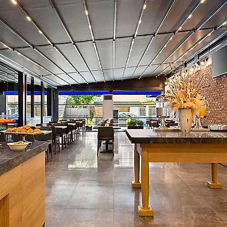 Tryp By Wyndham Atasehir Szálloda