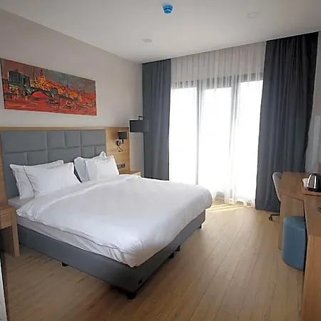 Tryp By Wyndham Atasehir 3* Isztambul
