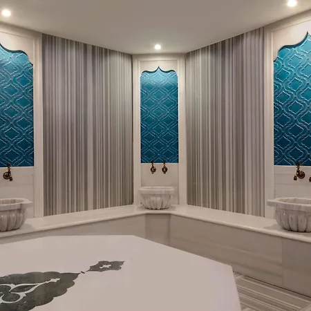 Tryp By Wyndham Atasehir 酒店