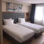Tryp By Wyndham Atasehir Hotel Provincia di Istanbul
